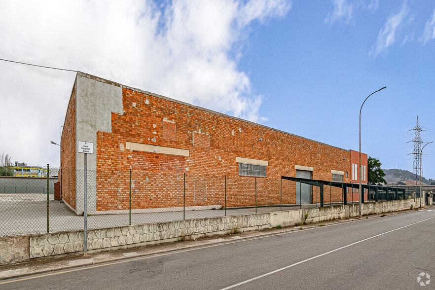 Industriel/Logistique dans Rubí, Barcelona à vendre - Photo de l’immeuble – Image 2 sur 8