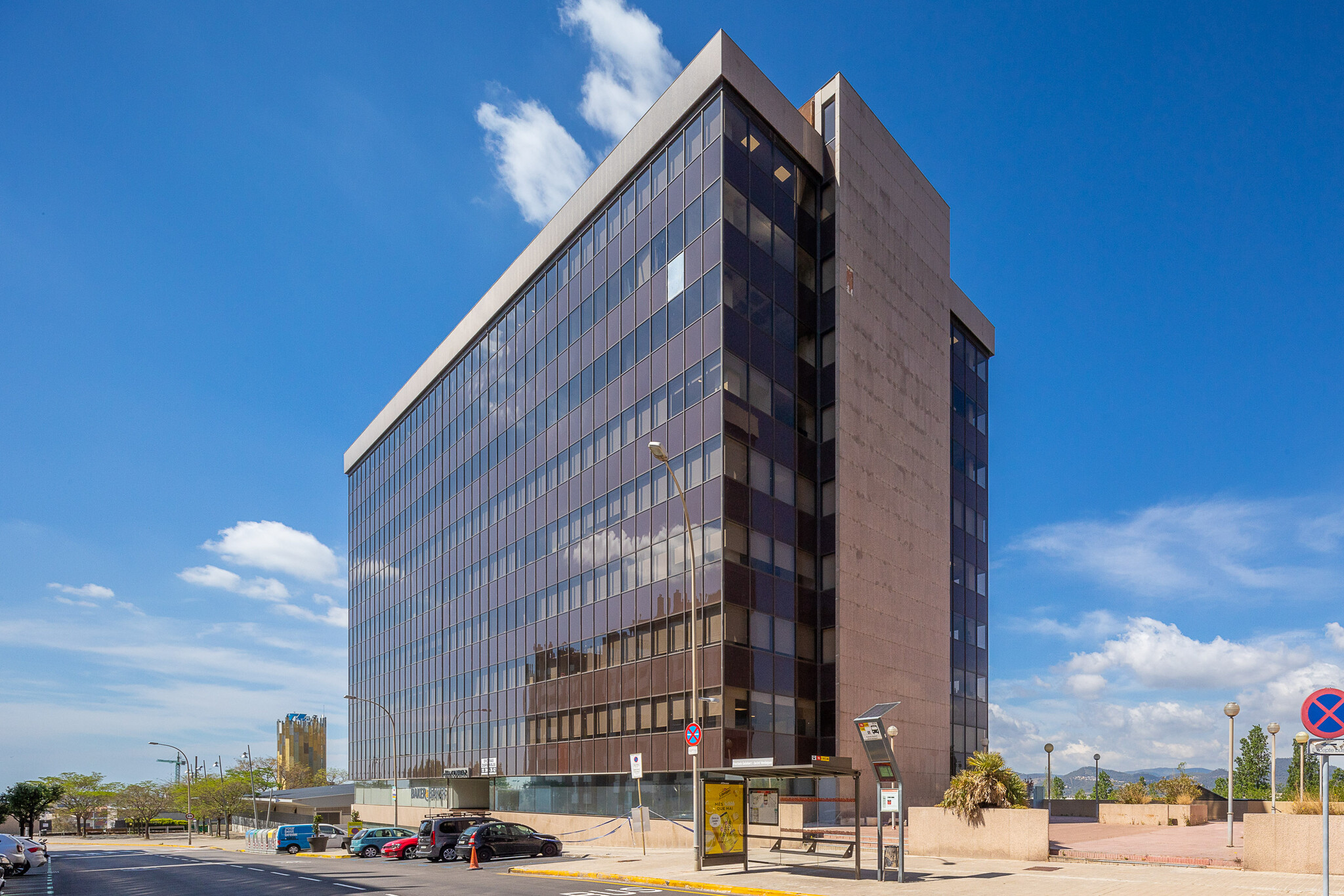 Bureau dans Sant Joan Despí, Barcelona à louer Plan d’étage– Image 1 sur 6