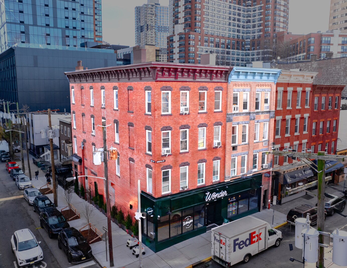 350 Grove St, Jersey City, NJ à vendre Photo principale– Image 1 sur 12
