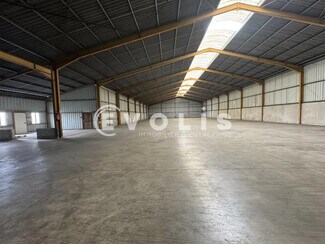 Plus de détails pour Local d'activités à louer