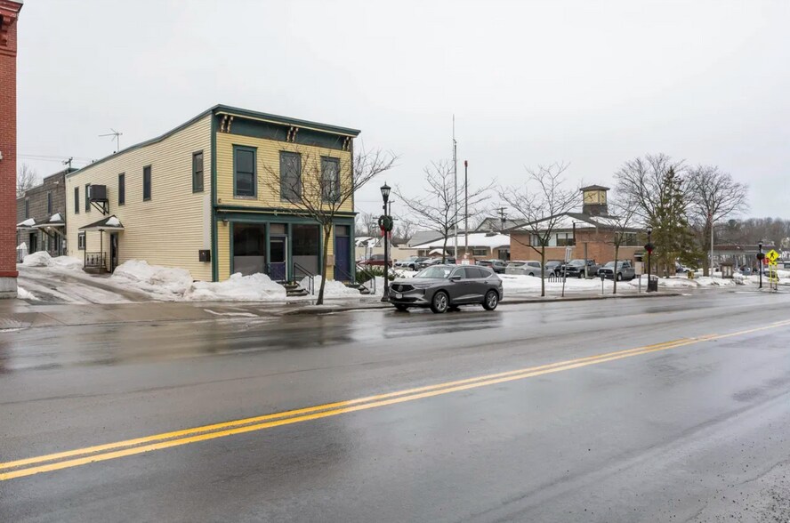 70 Main St, Canton, NY à vendre - Photo de l’immeuble – Image 3 sur 49