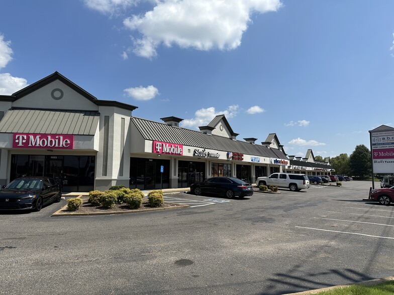1022-1042 Goodman Rd E, Southaven, MS à louer - Photo de l’immeuble – Image 2 sur 4