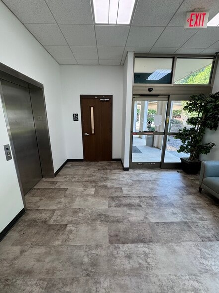 3604 Bush St, Raleigh, NC à louer - Photo de l’immeuble – Image 3 sur 5