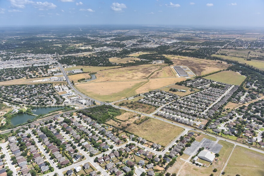 2072 FM 725, New Braunfels, TX à vendre - Photo de l’immeuble – Image 3 sur 3