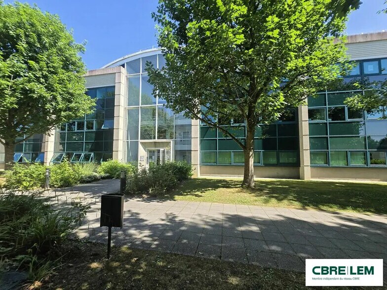 Bureau dans Caen à louer - Photo de l’immeuble – Image 1 sur 7