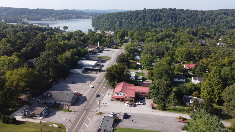 705 W Race St, Kingston, TN à vendre - Aérien – Image 2 sur 31