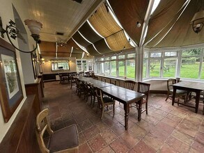 Stane St, Ockley à louer Photo intérieure– Image 2 sur 2