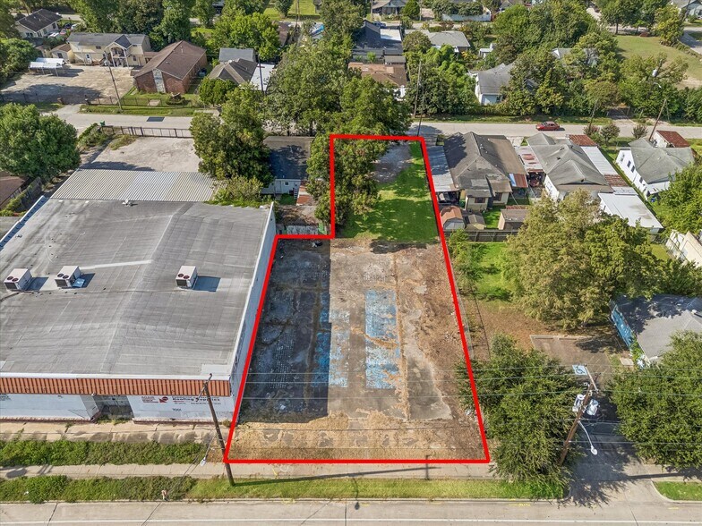 7003 Lyons ave, Houston, TX à vendre - Photo de l’immeuble – Image 2 sur 9