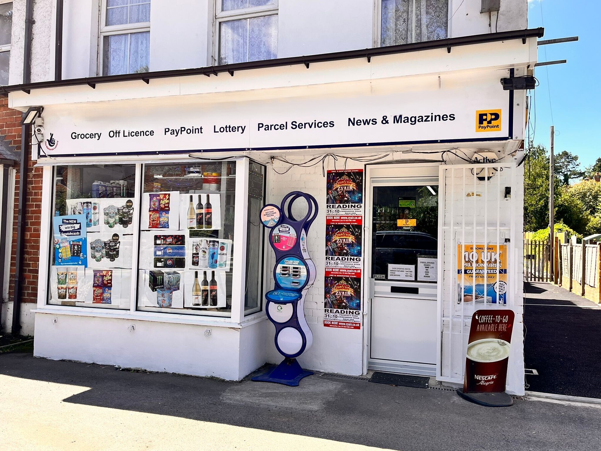 26 Peppard Rd, Sonning Common à louer Photo principale– Image 1 sur 2