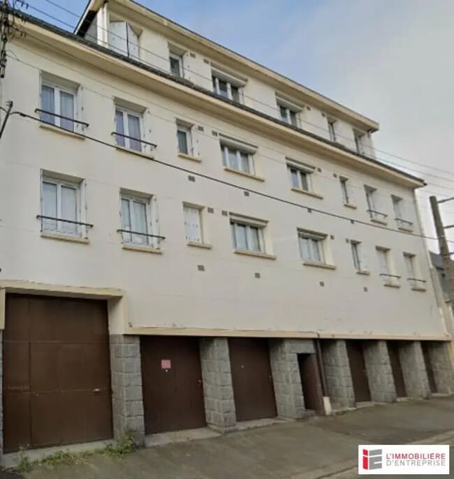 Plus de détails pour Local d’activités à vendre