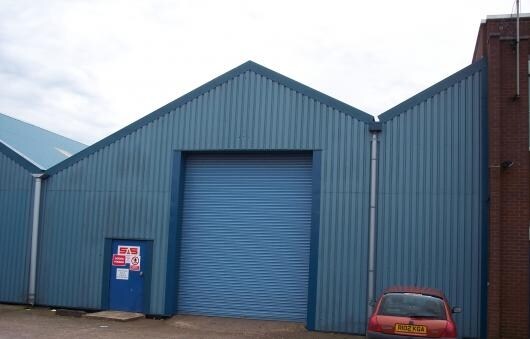 Heath Mill Rd, Wombourne à louer - Photo principale – Image 1 sur 3
