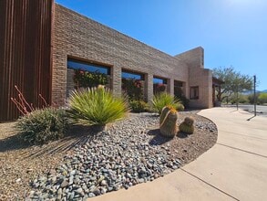 12100 N Thornydale Rd, Marana, AZ à louer Photo de l’immeuble– Image 2 sur 8