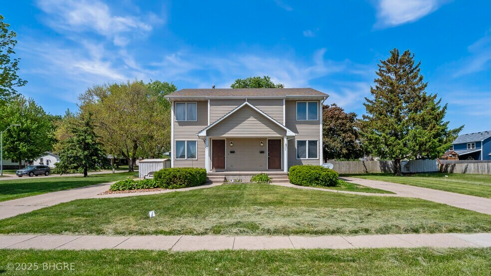 601 15th St SE, Altoona, IA à vendre - Photo de l’immeuble – Image 2 sur 15