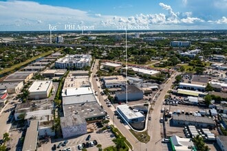1214 Roebuck Ct, West Palm Beach, FL à louer Aérien– Image 1 sur 11