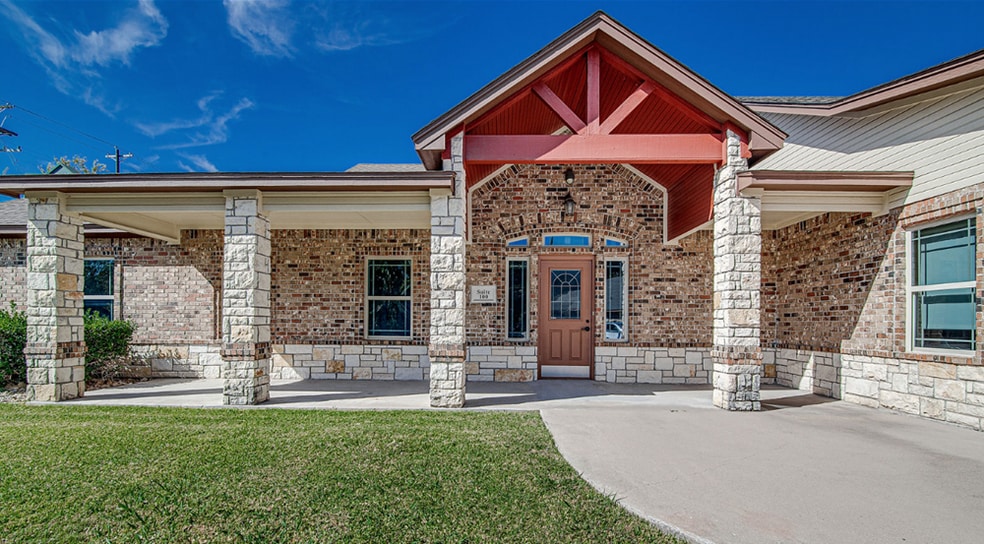 2107 Fort Worth Hwy, Weatherford, TX à louer - Photo de l’immeuble – Image 3 sur 12