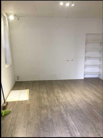 Local commercial dans Paris à louer - Photo intérieure – Image 3 sur 11