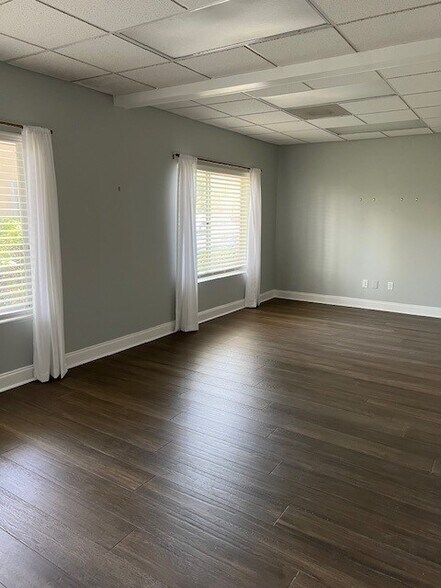 6000 Sawgrass Village Cir, Ponte Vedra Beach, FL à louer - Photo intérieure – Image 2 sur 4