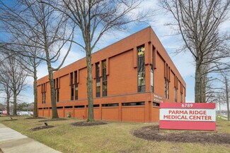 Plus de détails pour 6789 Ridge Rd, Parma, OH - Bureau/Médical à louer
