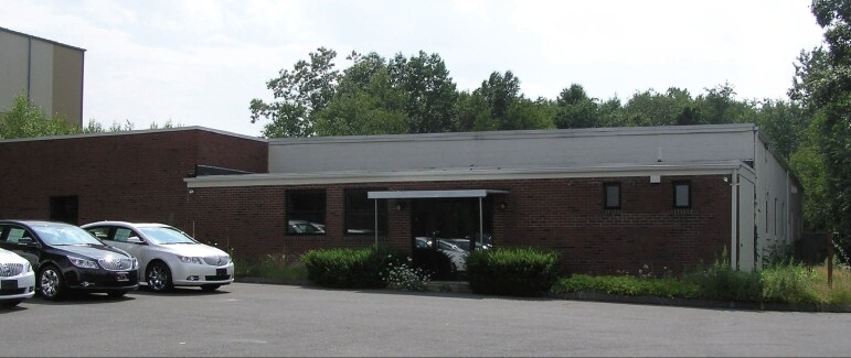 178 Commercial St, Watertown, CT à vendre - Photo principale – Image 3 sur 4