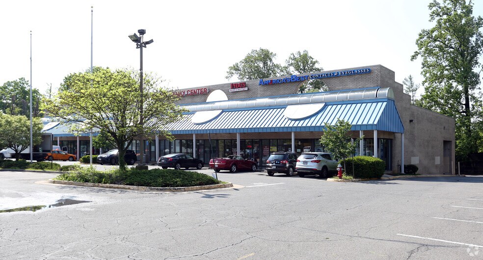 11123-11139 Lee Hwy, Fairfax, VA à louer - Photo de l’immeuble – Image 3 sur 4