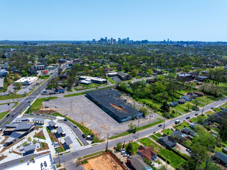 2501 Clarksville Pike, Nashville, TN à vendre - Photo de l’immeuble – Image 2 sur 3