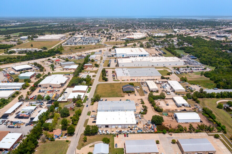 101 Kristen Ct, Wylie, TX à louer - Photo de l’immeuble – Image 3 sur 7