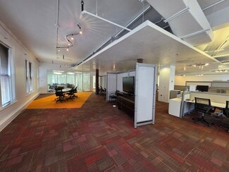 Plus de détails pour 110 Broadway St, San Antonio, TX - Coworking à louer