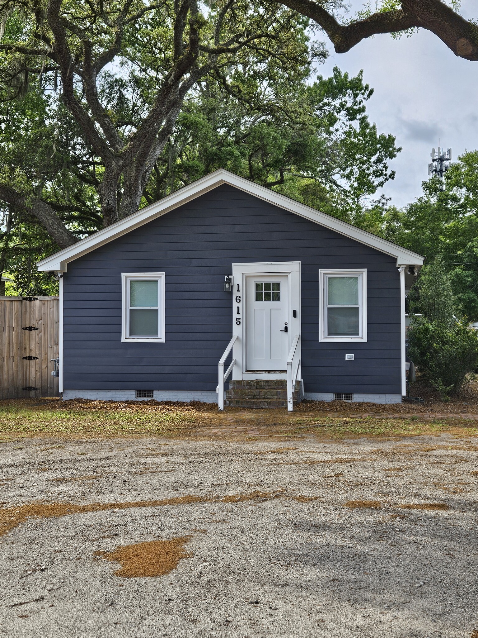 1615 Remount Rd, Charleston, SC à louer Photo de l’immeuble– Image 1 sur 18