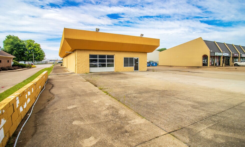 4115 E Morgan Ave, Evansville, IN à vendre - Photo de l’immeuble – Image 3 sur 8