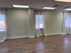 1350 Tidwell Dr, Alpharetta, GA à louer Photo intérieure– Image 2 sur 4