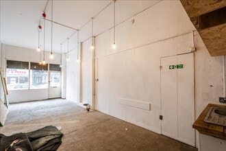 147 Hoxton St, Londres à louer Photo intérieure– Image 2 sur 3