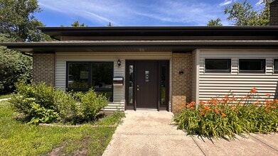 682 W Boughton Rd, Bolingbrook, IL à louer Photo de l’immeuble– Image 1 sur 10