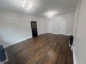 20-22 E Oakland Ave, Doylestown, PA à louer Photo intérieure– Image 1 sur 8