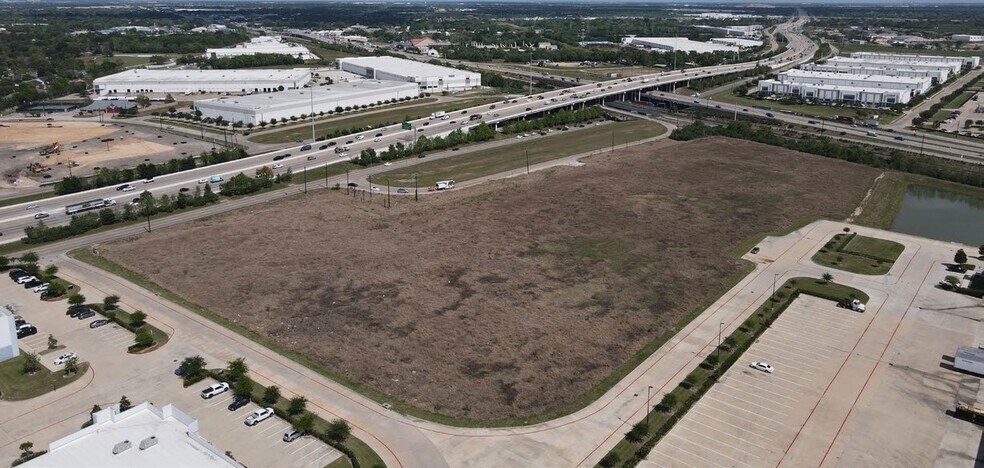 Lp 8 Access Rd, Missouri City, TX à louer - Photo de l’immeuble – Image 2 sur 5