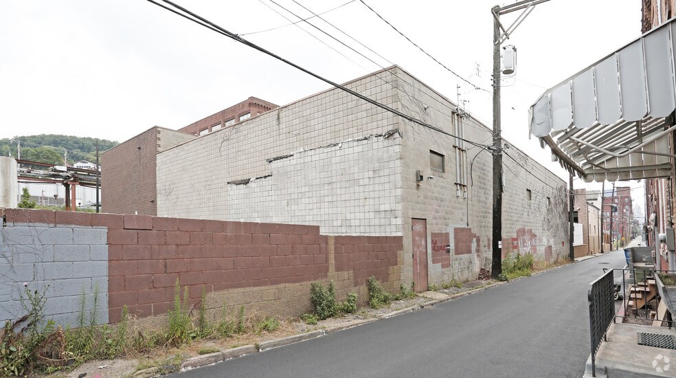 3021 Liberty Ave, Pittsburgh, PA à vendre - Photo de l’immeuble – Image 2 sur 17