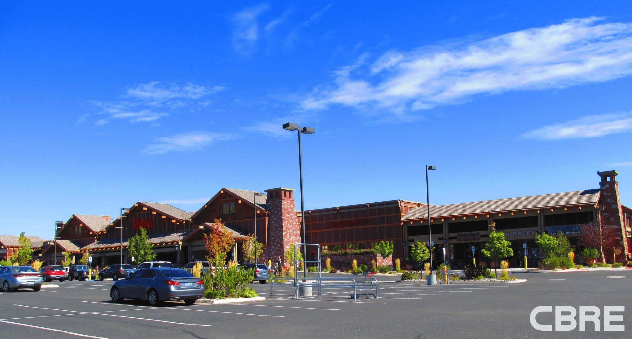 1620 Robb Dr, Reno, NV à louer Photo de l’immeuble– Image 1 sur 4