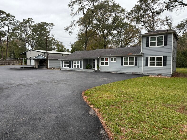 9144 Sharyn Dr, Conroe, TX à louer - Photo principale – Image 1 sur 13