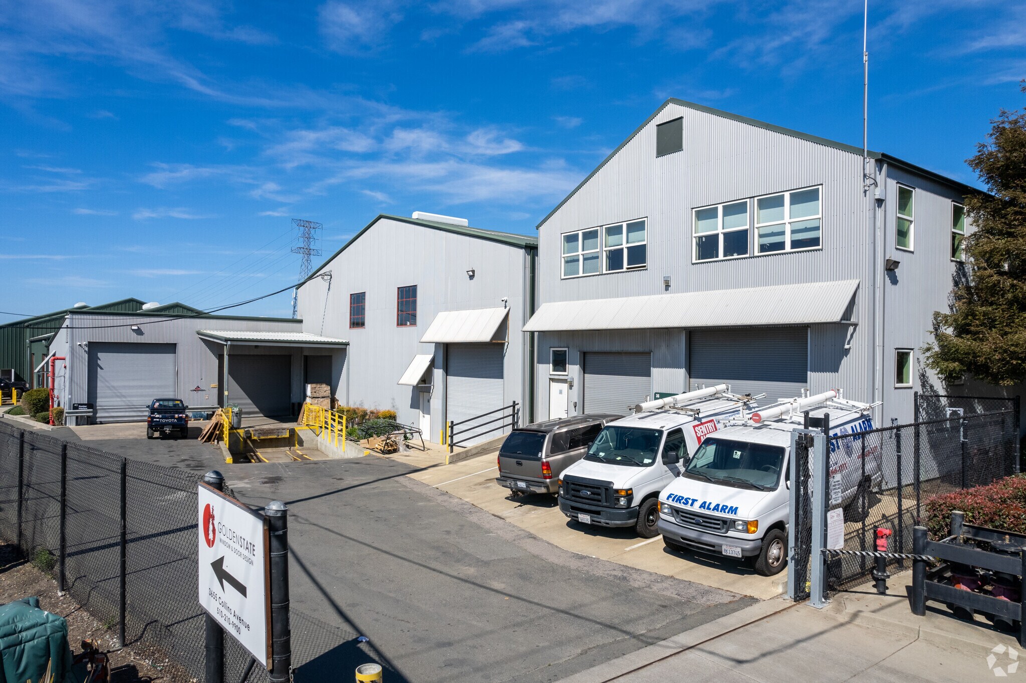 3701 Collins Ave, Richmond, CA à louer Photo principale– Image 1 sur 7