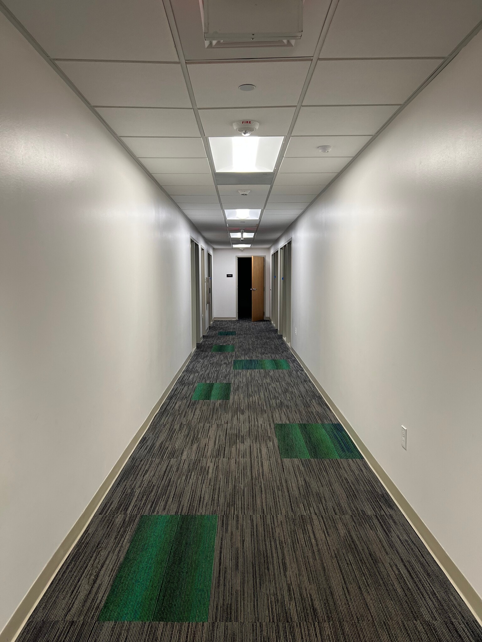 4300 Centerview, San Antonio, TX à vendre Photo intérieure– Image 1 sur 11