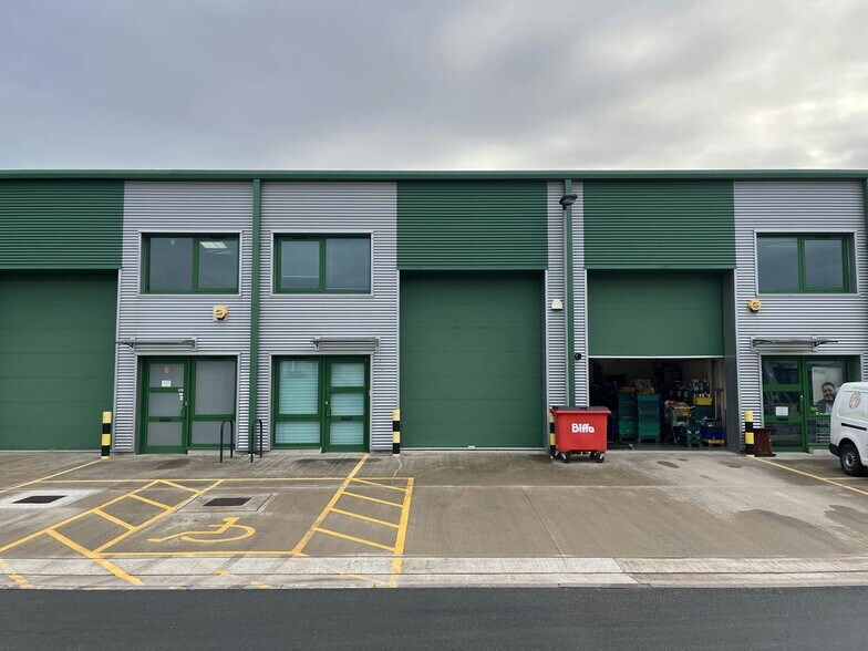 Tachbrook Park, Warwick à louer - Photo de l’immeuble – Image 1 sur 11