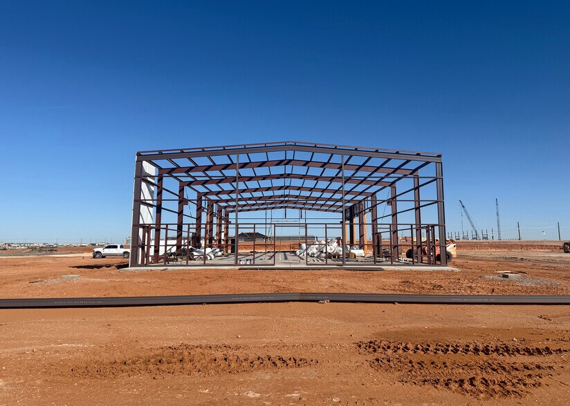 5116 County Road 131, Midland, TX à louer - Photo de l’immeuble – Image 3 sur 17