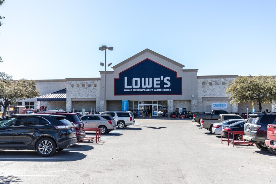 1150 N Loop 1604 W, San Antonio, TX à louer - Photo de l’immeuble – Image 2 sur 9