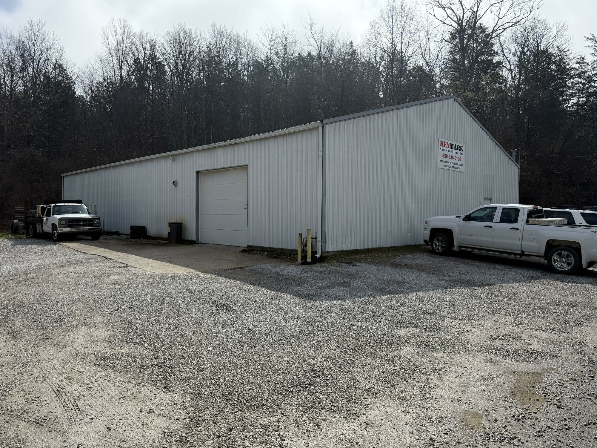 7025 E Alexandria Pike, Cold Spring, KY à louer Photo de l’immeuble– Image 1 sur 7