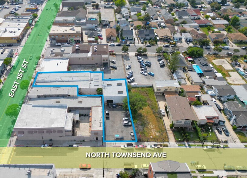 3613 E 1 St & 121 N Townsend Ave portefeuille de 2 biens à vendre sur LoopNet.fr - Photo de l’immeuble – Image 1 sur 15