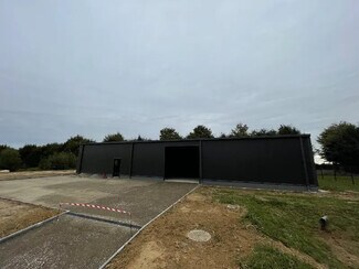 Plus de détails pour Bureau, Local d'activités à louer