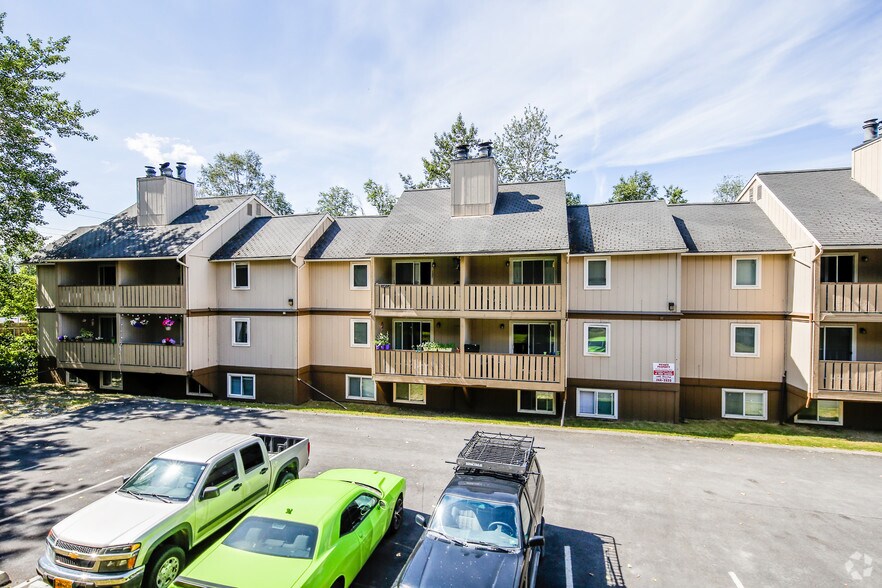 4318 Vance Dr, Anchorage, AK à vendre - Photo de l’immeuble – Image 1 sur 20