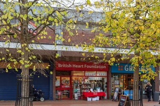 Plus de détails pour 32 All Saints Sq, Bedworth - Local commercial à louer