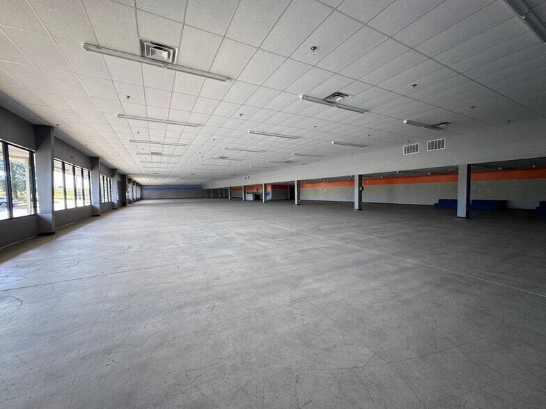 6527 Warden Rd, North Little Rock, AR à vendre - Photo intérieure – Image 3 sur 6