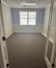 1905 Woodstock Rd, Roswell, GA à louer Photo intérieure– Image 2 sur 5