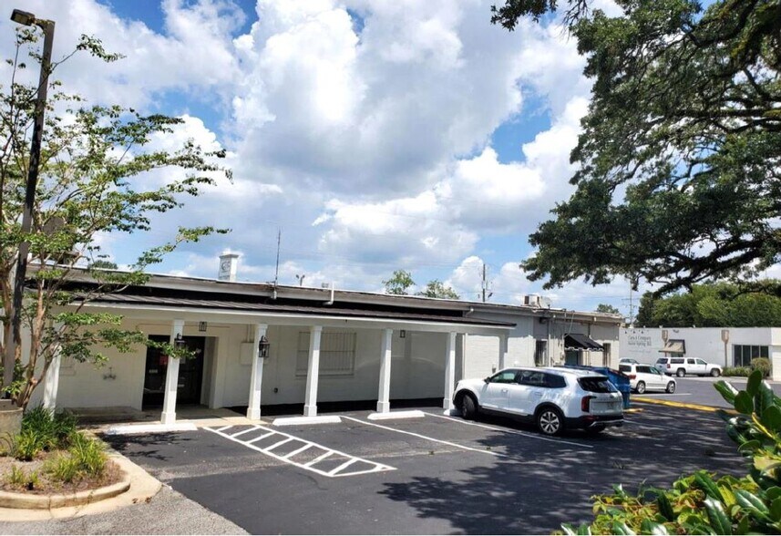 4415 Old Shell Rd, Mobile, AL à louer - Photo de l’immeuble – Image 3 sur 7